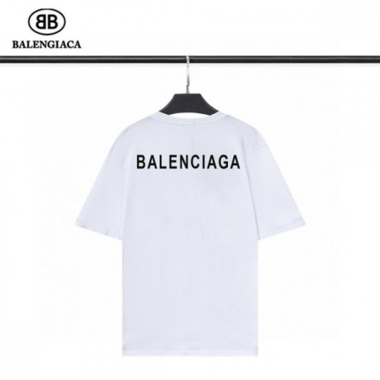 Men's T-shirt that overflows with an adult impression 2022SS BALENCIAGA Balenciaga Men's T-shirt that overflows with an adult impression 2022SS BALENCIAGA Balenciaga