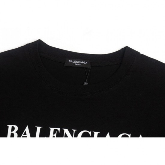 Fashionable men's T-shirt that goes half a step ahead 2022SS BALENCIAGA Balenciaga Fashionable men's T-shirt that goes half a step ahead 2022SS BALENCIAGA Balenciaga