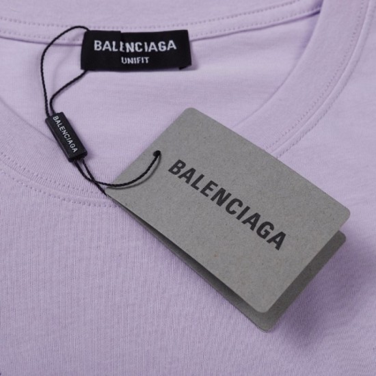 BALENCIAGA Balenciaga 2022SS men's short sleeve T-shirt should be included in this summer BALENCIAGA Balenciaga 2022SS men's short sleeve T-shirt should be included in this summer