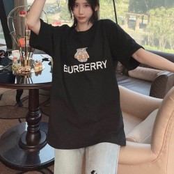 2022SS Most notable BURBERRY Men's and women's short-sleeved T-shirt