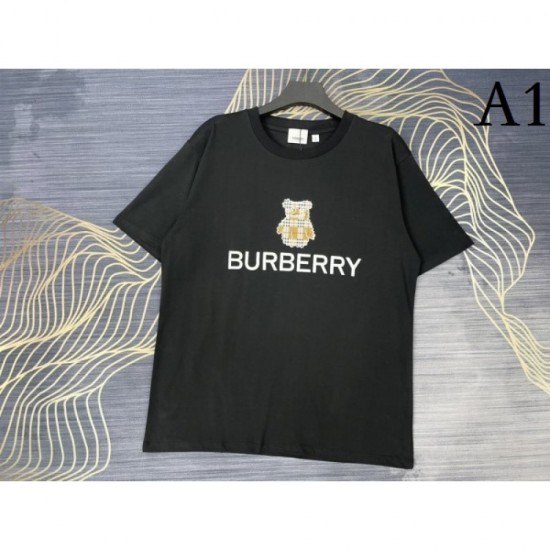 2022SS Most notable BURBERRY Men's and women's short-sleeved T-shirt 2022SS Most notable BURBERRY Men's and women's short-sleeved T-shirt