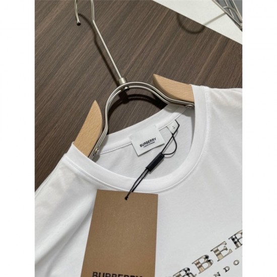 New Spring / Summer sales start Men's T-shirt 2022SS BURBERRY Burberry New Spring / Summer sales start Men's T-shirt 2022SS BURBERRY Burberry