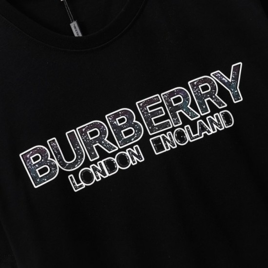 Overwhelming luxury Men's T-shirt 2022SS BURBERRY Burberry Overwhelming luxury Men's T-shirt 2022SS BURBERRY Burberry
