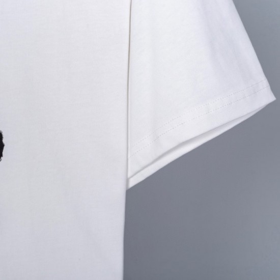 Men's T-shirt that looks cooler than it looks 2022SS CELINE Celine Men's T-shirt that looks cooler than it looks 2022SS CELINE Celine