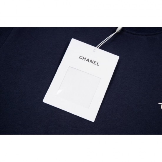 2022SS short-sleeved T-shirt A must-see spring and summer new CHANEL Chanel 2022SS short-sleeved T-shirt A must-see spring and summer new CHANEL Chanel