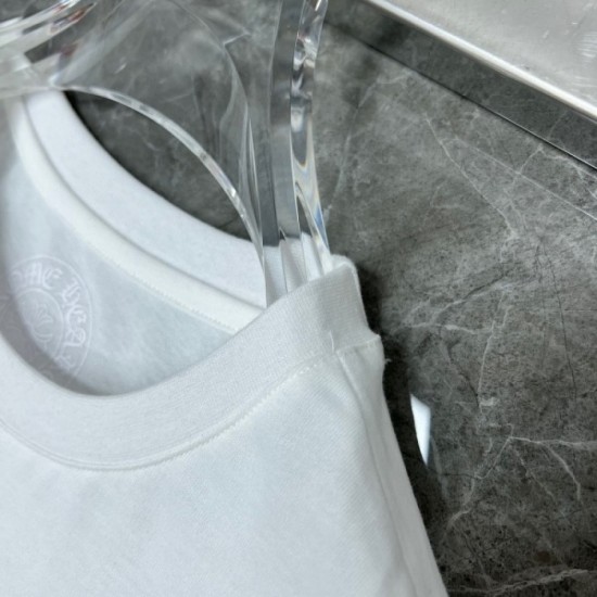 New men's T-shirt that arrives soon 2022SS CHROME HEARTS Chrome Hearts New men's T-shirt that arrives soon 2022SS CHROME HEARTS Chrome Hearts