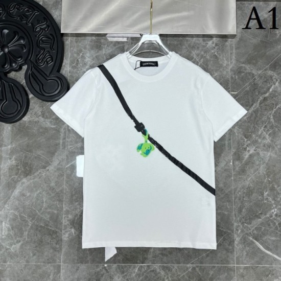Men's T-shirt with charm 2022SS CHROME HEARTS Chrome Hearts Men's T-shirt with charm 2022SS CHROME HEARTS Chrome Hearts