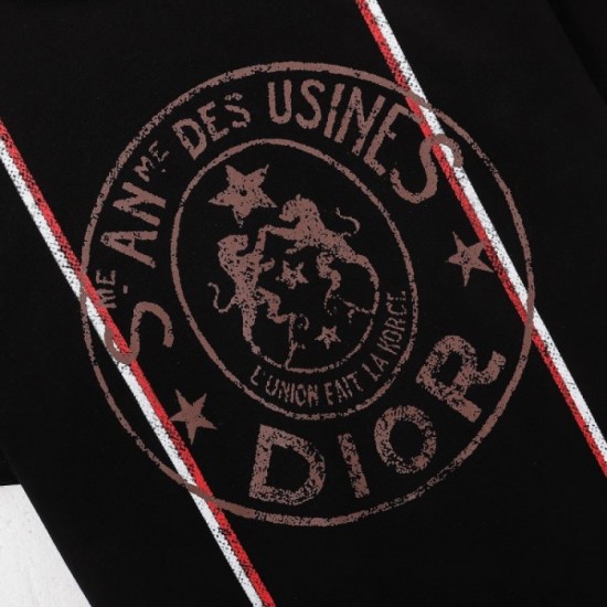 DIOR Dior 2022SS men's short-sleeved T-shirt is decided in this summer DIOR Dior 2022SS men's short-sleeved T-shirt is decided in this summer