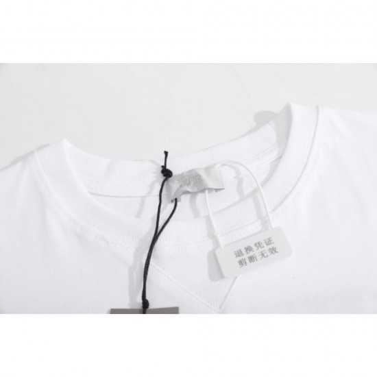 2022SS Short-sleeved T-shirt This summer's new work DIOR Dior 2022SS Short-sleeved T-shirt This summer's new work DIOR Dior