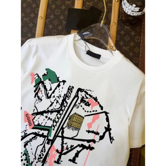 Carefully selected products for spring and summer Men's T-shirt 2022SS FENDI FENDI Carefully selected products for spring and summer Men's T-shirt 2022SS FENDI FENDI