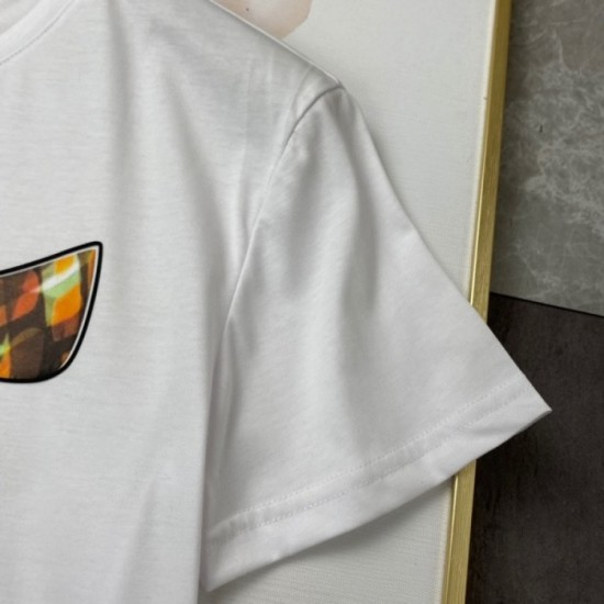[Cheap] Luxury goods mail order Men's T-shirt 2022SS FENDI Fendi