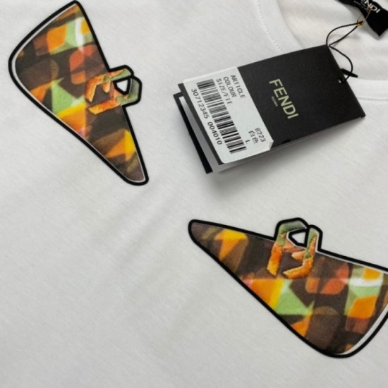 [Cheap] Luxury goods mail order Men's T-shirt 2022SS FENDI Fendi