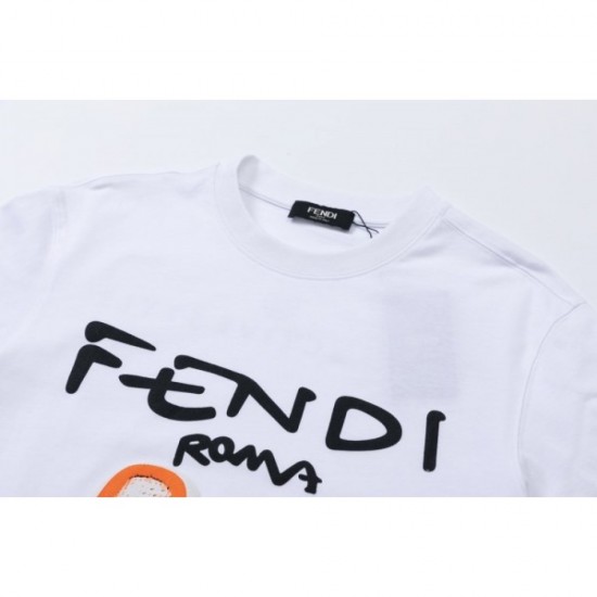 2022SS short-sleeved T-shirt The latest popular topic FENDI Fendi 2022SS short-sleeved T-shirt The latest popular topic FENDI Fendi
