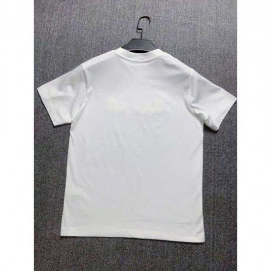 2022SS short-sleeved T-shirt overseas popular item FENDI Fendi 2022SS short-sleeved T-shirt overseas popular item FENDI Fendi