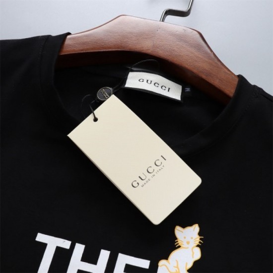GUCCI Men's Short Sleeve T-shirt 2022 New Very Rare Color Gucci GUCCI Men's Short Sleeve T-shirt 2022 New Very Rare Color Gucci