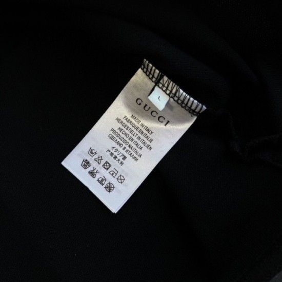 GUCCI Men's Short Sleeve T-shirt 2022 New Japan Expected to be sold out immediately Gucci GUCCI Men's Short Sleeve T-shirt 2022 New Japan Expected to be sold out immediately Gucci