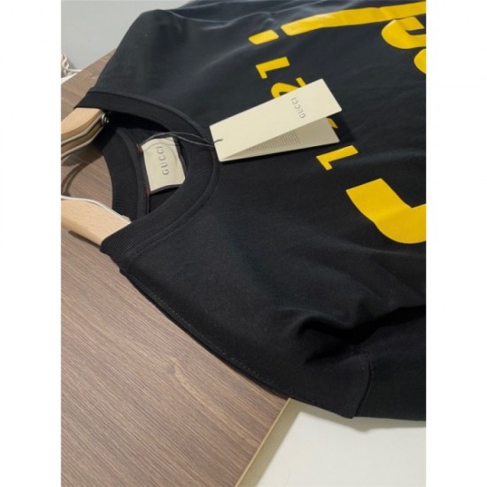 Men's T-shirt 2022SS GUCCI Gucci that is easy to balance Men's T-shirt 2022SS GUCCI Gucci that is easy to balance