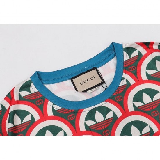 GUCCI Gucci 2022SS men's short-sleeved T-shirt new arrival to improve fashion GUCCI Gucci 2022SS men's short-sleeved T-shirt new arrival to improve fashion