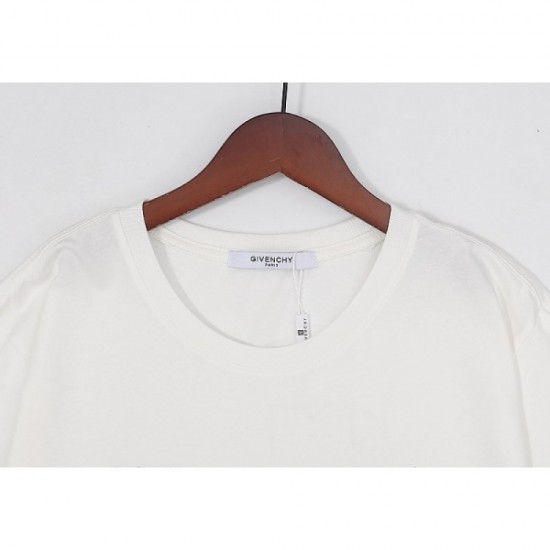 New product ☆ Inevitably sold out Men's T-shirt 2022SS GIVENCHY Givenchy New product ☆ Inevitably sold out Men's T-shirt 2022SS GIVENCHY Givenchy