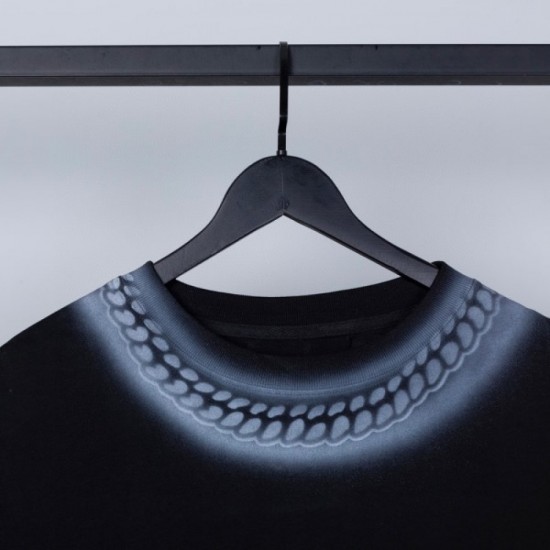Extremely rare Men's T-shirt 2022SS GIVENCHY Givenchy Extremely rare Men's T-shirt 2022SS GIVENCHY Givenchy