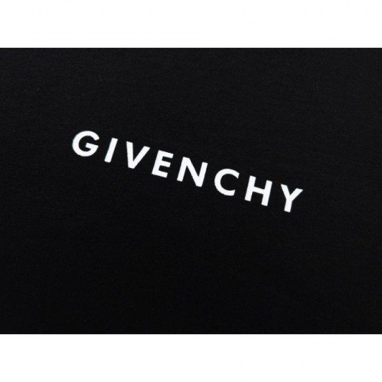 2022SS short-sleeved T-shirt Highly rated item GIVENCHY Givenchy 2022SS short-sleeved T-shirt Highly rated item GIVENCHY Givenchy