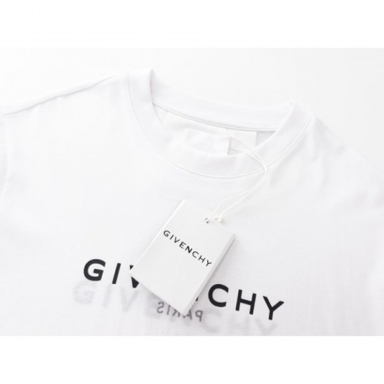 2022SS short-sleeved T-shirt Recommended coordination GIVENCHY Givenchy 2022SS short-sleeved T-shirt Recommended coordination GIVENCHY Givenchy