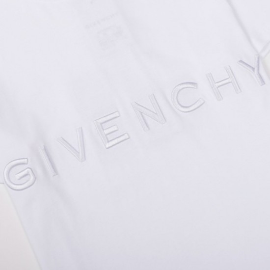 2022SS short-sleeved T-shirt popular item GIVENCHY Givenchy 2022SS short-sleeved T-shirt popular item GIVENCHY Givenchy