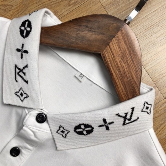 LOUIS VUITTON Men's Short Sleeve T-shirt 2022 New Gorgeous Impression Louis Vuitton LOUIS VUITTON Men's Short Sleeve T-shirt 2022 New Gorgeous Impression Louis Vuitton