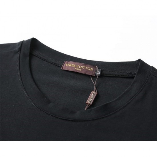 LOUIS VUITTON Men's Short Sleeve T-shirt 2022 New Nice Design Louis Vuitton LOUIS VUITTON Men's Short Sleeve T-shirt 2022 New Nice Design Louis Vuitton