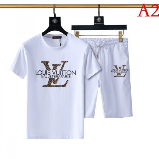 LOUIS VUITTON Men's Short Sleeve T-shirt 2022 New Louis Vuitton I fell in love with at first sight LOUIS VUITTON Men's Short Sleeve T-shirt 2022 New Louis Vuitton I fell in love with at first sight
