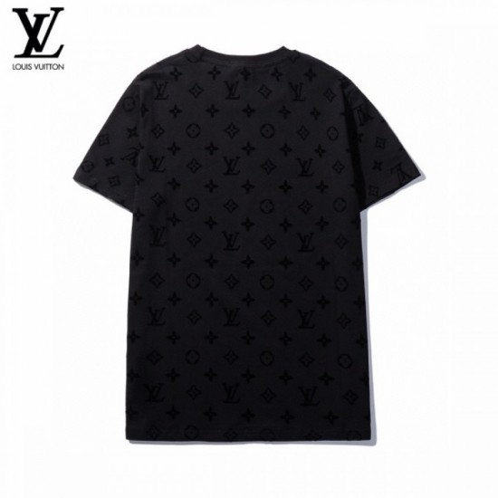 Exceptional men's T-shirt at VIP sale 2022SS LOUIS VUITTON Louis Vuitton Exceptional men's T-shirt at VIP sale 2022SS LOUIS VUITTON Louis Vuitton