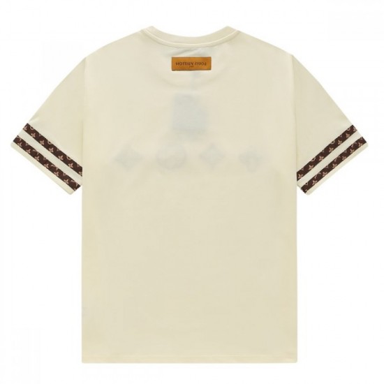 2022SS short-sleeved T-shirt seasonal style LOUIS VUITTON Louis Vuitton 2022SS short-sleeved T-shirt seasonal style LOUIS VUITTON Louis Vuitton