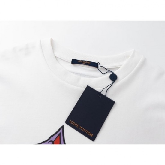 2022SS short-sleeved T-shirt shining luxury perfect score LOUIS VUITTON Louis Vuitton 2022SS short-sleeved T-shirt shining luxury perfect score LOUIS VUITTON Louis Vuitton