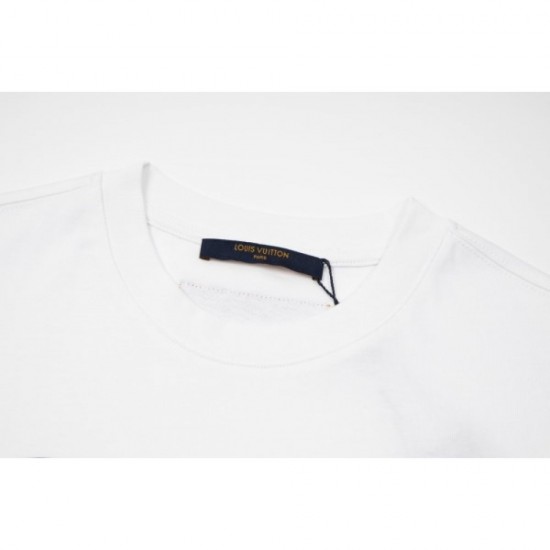 2022SS short-sleeved T-shirt leading role item LOUIS VUITTON Louis Vuitton 2022SS short-sleeved T-shirt leading role item LOUIS VUITTON Louis Vuitton