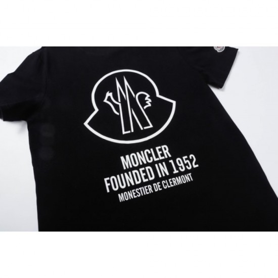 Store limited model men's T-shirt 2022SS MONCLER Moncler Store limited model men's T-shirt 2022SS MONCLER Moncler