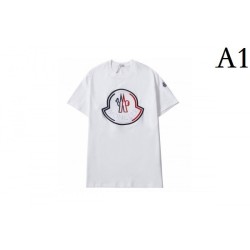 Men's T-shirt 2022SS MONCLER Moncler that pays attention to your feet