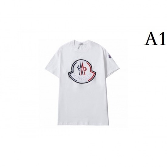 Men's T-shirt 2022SS MONCLER Moncler that pays attention to your feet Men's T-shirt 2022SS MONCLER Moncler that pays attention to your feet