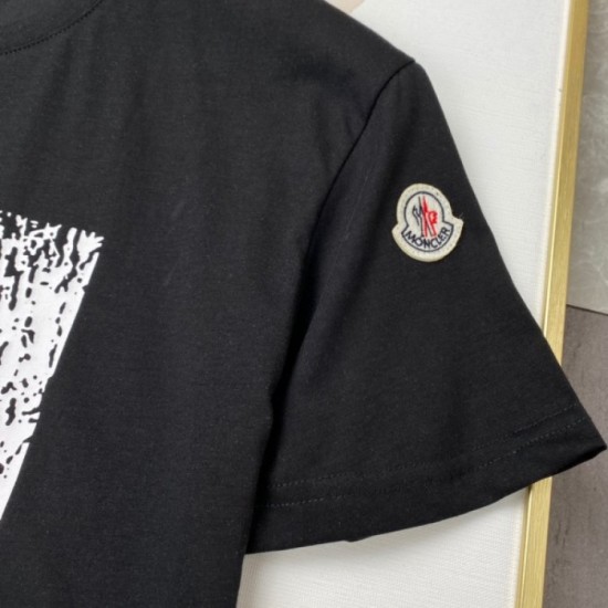 Gifts for loved ones Men's T-shirt 2022SS MONCLER Moncler Gifts for loved ones Men's T-shirt 2022SS MONCLER Moncler
