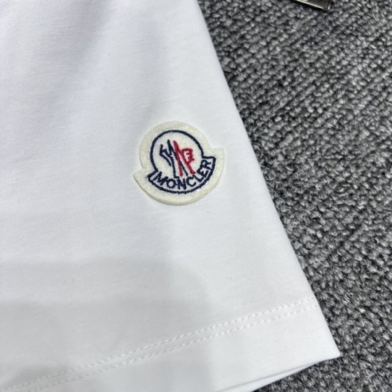2022SS short sleeve T-shirt latest love at first sight MONCLER Moncler 2022SS short sleeve T-shirt latest love at first sight MONCLER Moncler