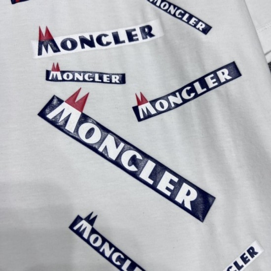 2022SS short sleeve T-shirt latest love at first sight MONCLER Moncler 2022SS short sleeve T-shirt latest love at first sight MONCLER Moncler