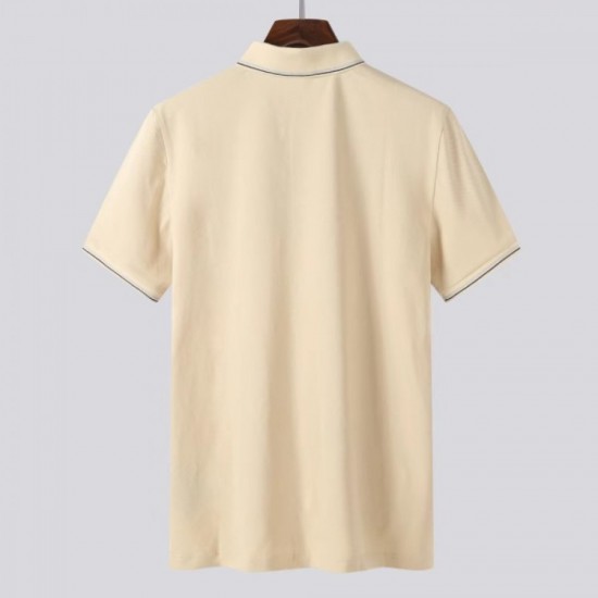 This summer is decided by this Men's T-shirt 2022SS PRADA Prada This summer is decided by this Men's T-shirt 2022SS PRADA Prada