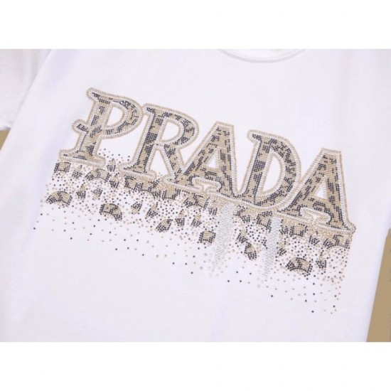 New limited gorgeous cute men's T-shirt 2022SS PRADA Prada New limited gorgeous cute men's T-shirt 2022SS PRADA Prada
