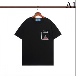 PRADA Prada 2022SS men's short-sleeved T-shirt is a popular model in Japan