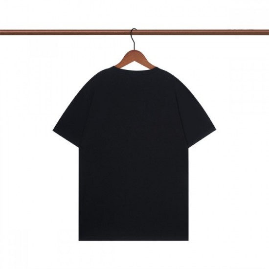 PRADA Prada 2022SS men's short-sleeved T-shirt is a popular model in Japan PRADA Prada 2022SS men's short-sleeved T-shirt is a popular model in Japan