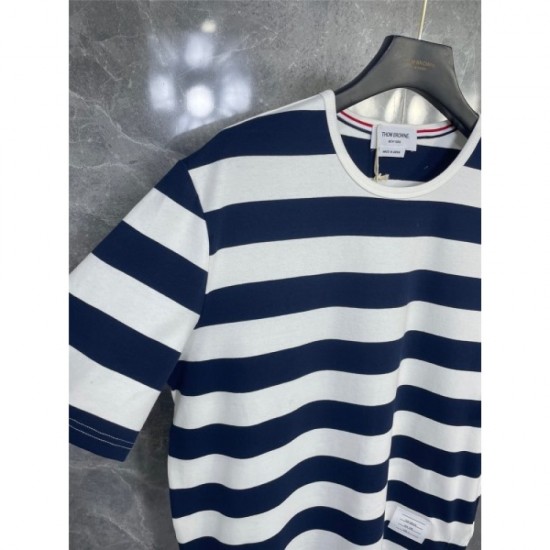 THOM BROWNE Men's Short Sleeve T-shirt 2022 New Sale As soon as possible Thom Browne THOM BROWNE Men's Short Sleeve T-shirt 2022 New Sale As soon as possible Thom Browne