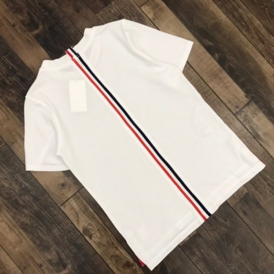 2022SS THOM BROWNE Thom Browne unisex short sleeve T-shirt attracting attention in early spring 2022SS THOM BROWNE Thom Browne unisex short sleeve T-shirt attracting attention in early spring