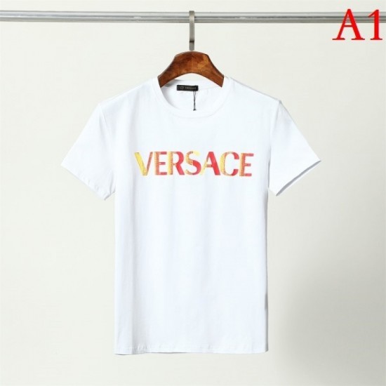 VERSACE Men's Short Sleeve T-shirt 2022 New This season's hottest first-class Versace VERSACE Men's Short Sleeve T-shirt 2022 New This season's hottest first-class Versace