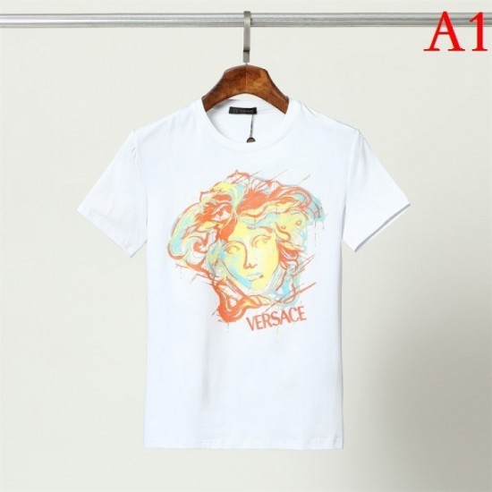 VERSACE Men's Short Sleeve T-shirt 2022 New Sold Out Required Limited SALE Versace VERSACE Men's Short Sleeve T-shirt 2022 New Sold Out Required Limited SALE Versace