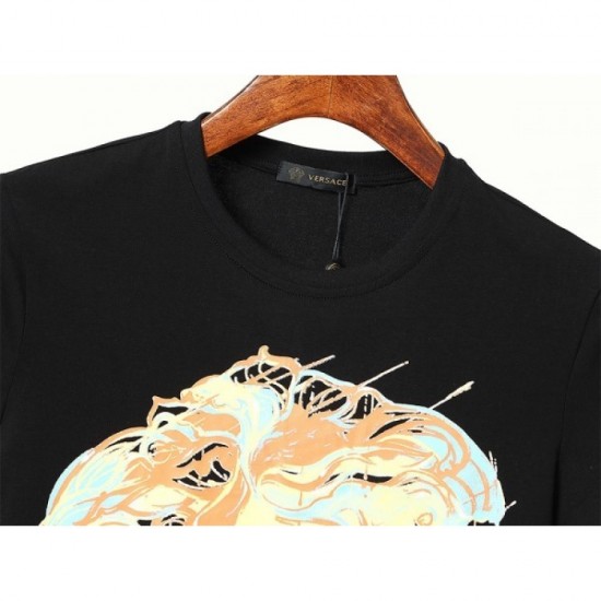 VERSACE Men's Short Sleeve T-shirt 2022 New Sold Out Required Limited SALE Versace VERSACE Men's Short Sleeve T-shirt 2022 New Sold Out Required Limited SALE Versace