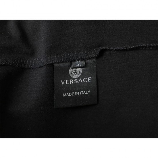 VERSACE Men's Short Sleeve T-shirt 2022 New Limited Price Early Sold Out Versace VERSACE Men's Short Sleeve T-shirt 2022 New Limited Price Early Sold Out Versace